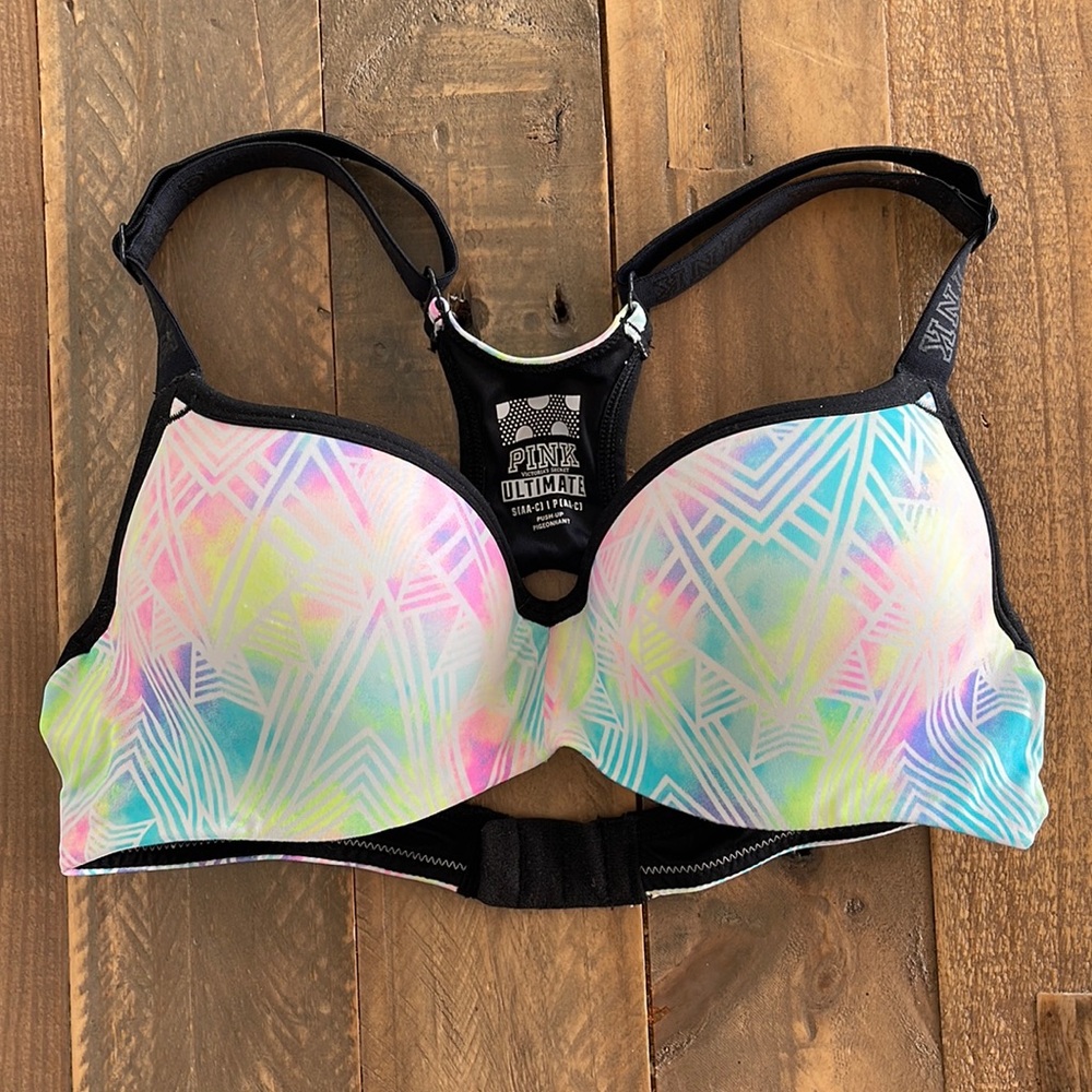 Women’s PINK Victoria’s Secret Push-Up Sports Bra Size Small (AA-C)
